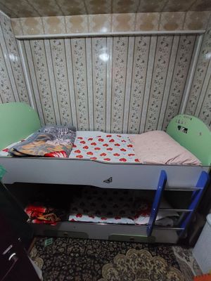 Диван икттали подростковый узунлиги 1.80 эни 80 шкаф пули алохида