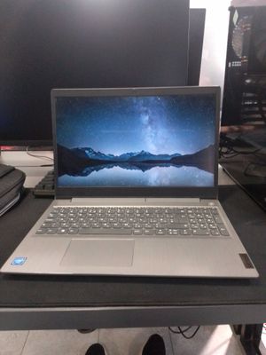Noutbuk Lenovo 81wq