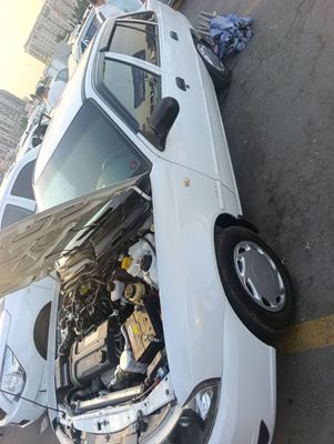 Nexia 2 sotiladi srochna gazi bor
