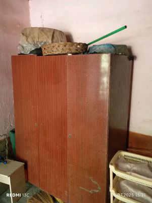 mebel sotiladi narxini kelishamiz