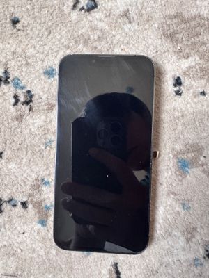 Iphone 13 pro sotiladi srochniy