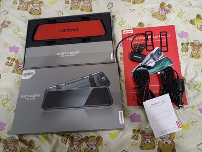 Продам видеорегистратор Lenovo hr17