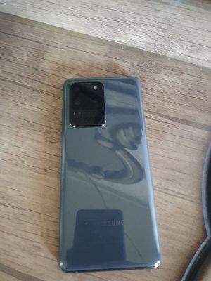 Samsung galaxy S20 ultra yangi