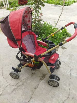 Продам прогулочную коляску