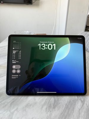 Продам свой IPad M2 на 12.9 диагональ