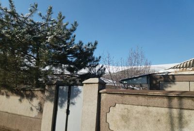 Hovli uy srochna sotiladi