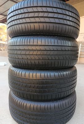 215 55 R17 Shina Kumho ecsta Koreya
