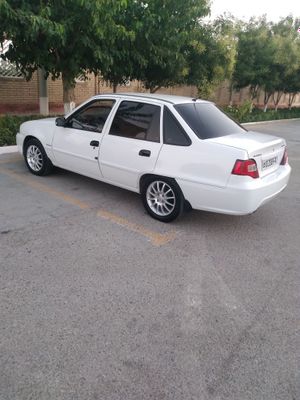 Nexia 2, 2015. Moshina toza. Probegi 104 000.