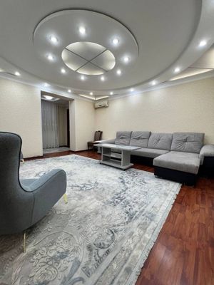 Аренда Метро Ойбек 2/3/4 срочно