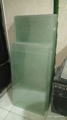 Полки из каленного стекла