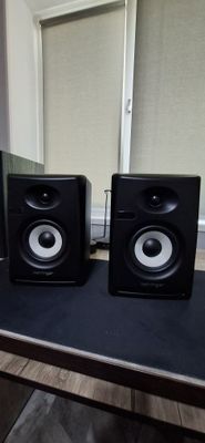 Behringer Nekkst K5