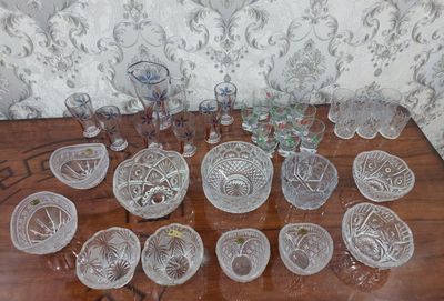 Срочно продам посуду 1 комп.22 персон 800 000 сум.