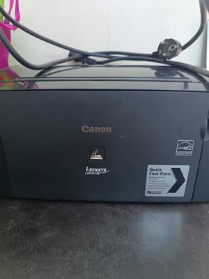 Принтер Canon яхши холатда сотилади