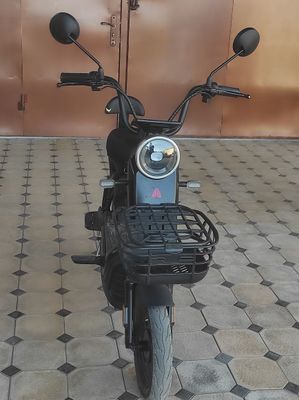 Skuter sotiladi.