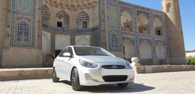 Hyundai Accent Sotiladi.