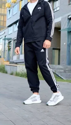 Спортивный костюм adidas