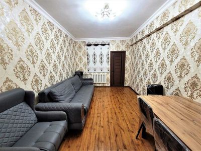 Аренда 6-Раддом Цквер 3 ком 800уе