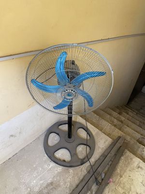 продаю почти новый вентилятор