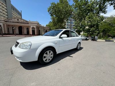 LACETTI 1.6 БЕЛАЯ 2013 ГОД. Не требует вложений