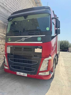 Продается Volvo FH LOY560 фура 2016 год+ Schmitz 2018 год