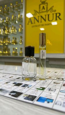 200xil hidagi origan Extra De Parfumelar raspiv