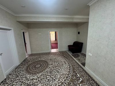 Сдаётся в аренду Таунхаус 4 комнаты в центре города.Агентство