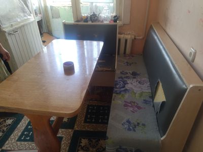 Ugalok va Tikuv moshinkasi sotiladi