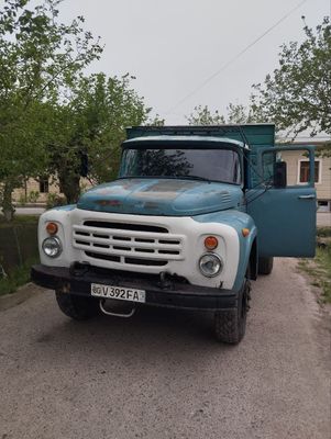 Зил сотилади. Самосвал