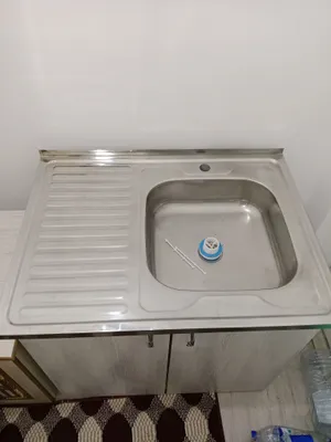 Rakvina holati yangi ishlatilmagan