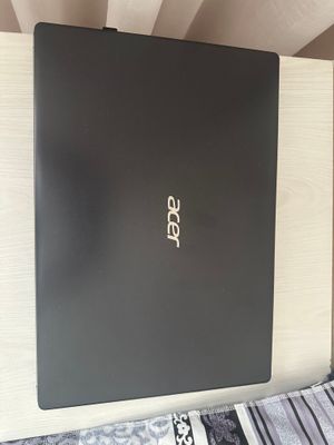 Acer Aspire 3