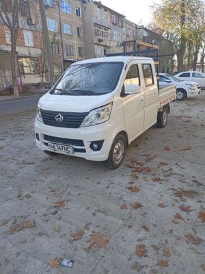 Changan dubl kabina