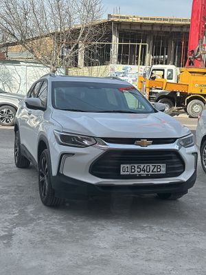 Продам свой Tracker 2 Premier 2023