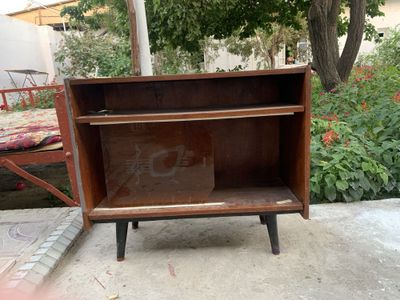Mebel lyustra stiklanniy stol hammasi 300 ming soʻm