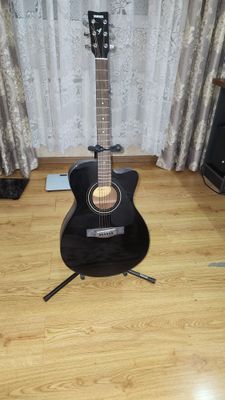 Акустическая гитара Yamaha fs100c