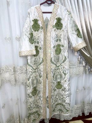 абая и шарфи билан