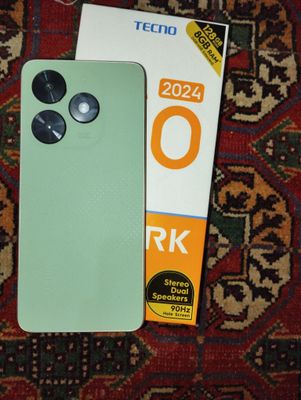 Tecno Spark GO color:MAGIC SKIN GREEN