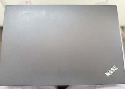 Lenovo ThinkPad T490s
