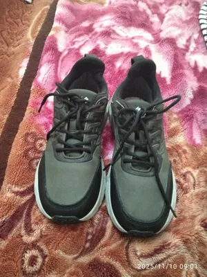 Продам мужские кросовки