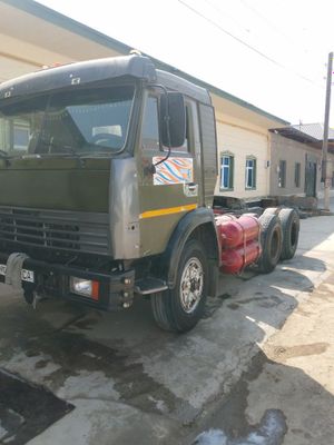 Kamaz tegach sotiladi
