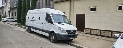 Mercedes Benz Sprinter 271 mator aftomat 2009 yil Kiraskasi toza Holat