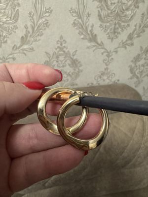 Золотые серьги 585 пробы.