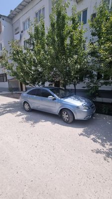 Lacetti 2010 gentra qilingan a/t