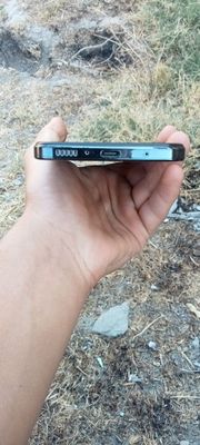 Telefon sotiladi