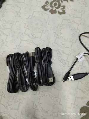 Оригинал, новый USB зарядка для телефона.