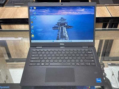 DELL Latitude 3420 Core i5-1135G7 ram 8 ssd 512