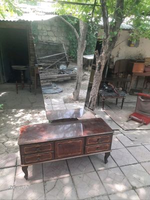 Продам трюмо