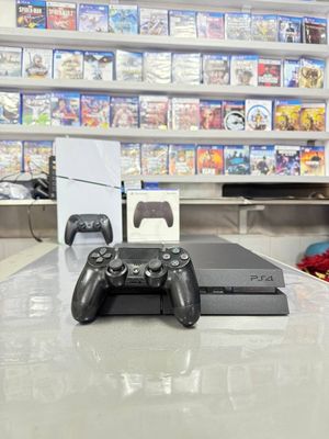 Продается игровой консол Sony Playstation 4