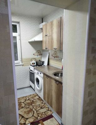 Buyuk Ipak yoli metrosi yonida kvartira bor