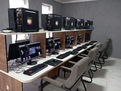 Game club satiladi 10 dana kompyuter