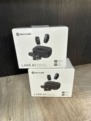 Беспроводной микрофон HOLLYLAND LARK A1 Combo